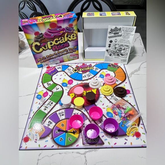 Cupcake Race | Kids Family Board Game Night - Picture 2 of 11